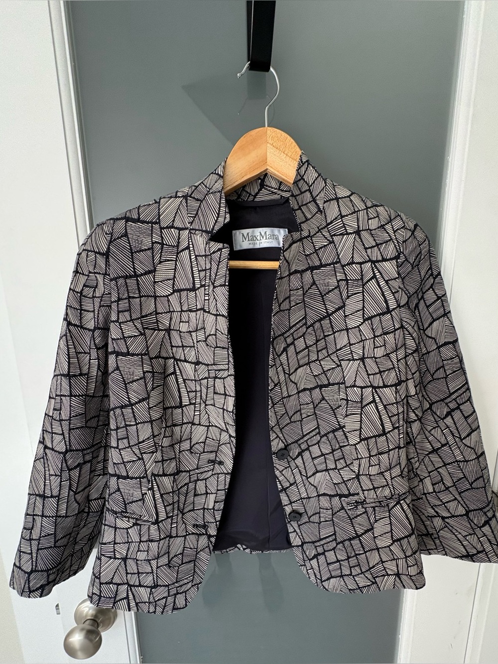MaxMara Geometric embroidered blazer jacket in black and white